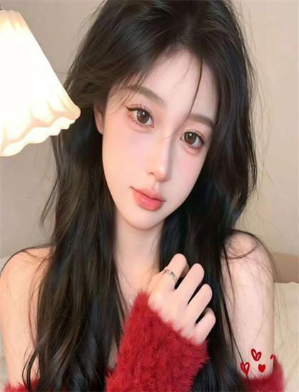 《轻轻紧握你的手》制作内幕：导演的创意构思与实现 了解一部电影是如何诞生